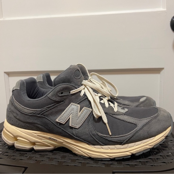 New Balance Other - New Balance 2002r
